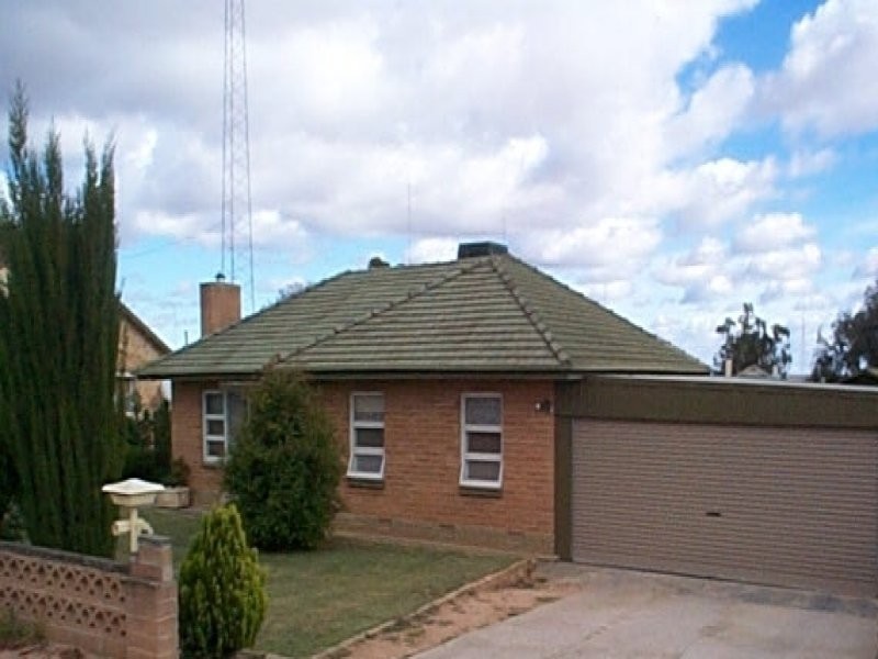 10 Lawrie Terrace, Waikerie SA 5330