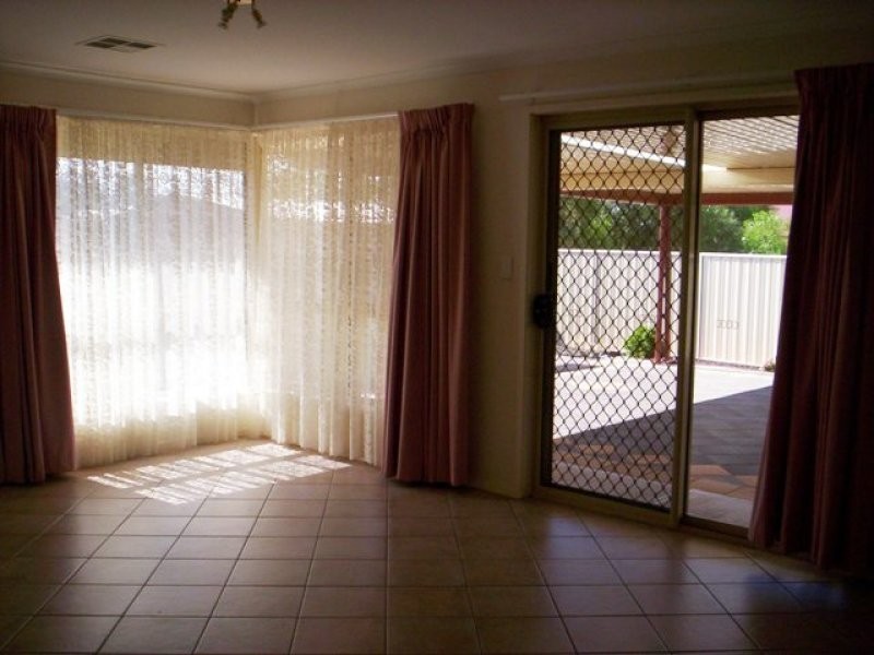 5 Huckstepp Court, Berri SA 5343