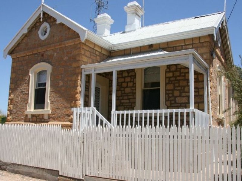 7 Railway Terrace, Morgan SA 5320