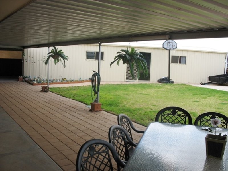 14 Hardwick Street, Barmera SA 5345