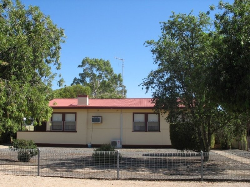 27 Gilbert Street, Berri SA 5343