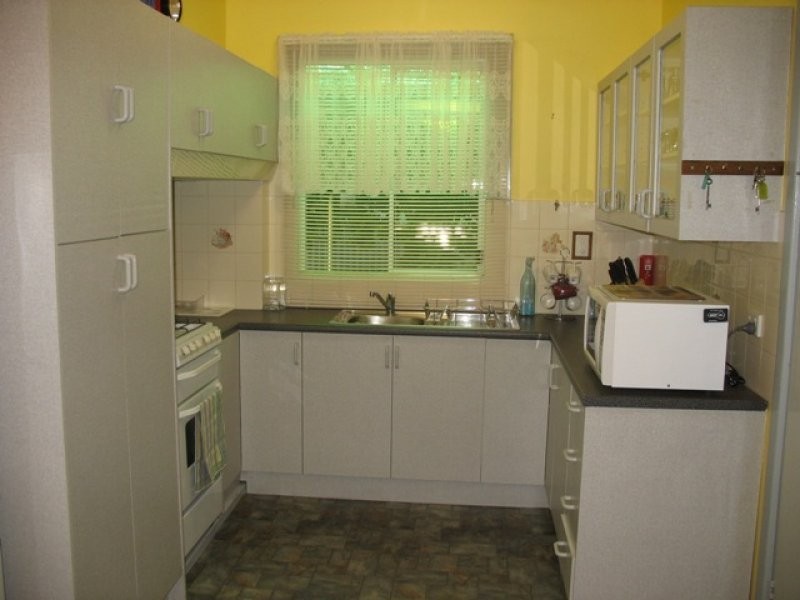 10 Farmer Street, Barmera SA 5345