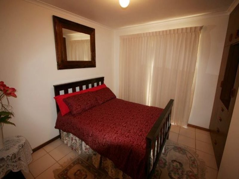 17 Laffer Street, Loxton SA 5333