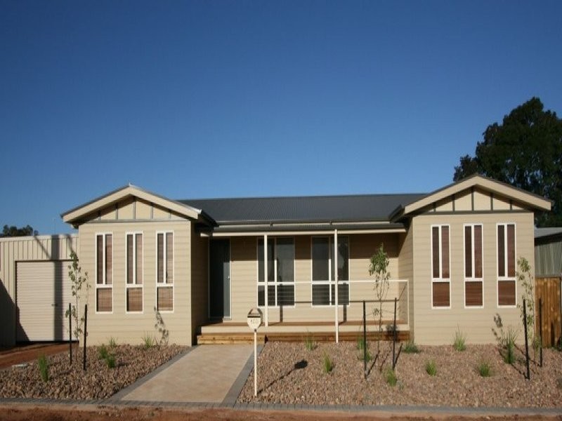 153 Paruna Road, Loxton SA 5333