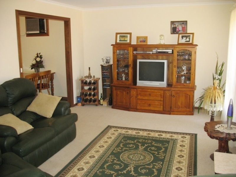 13 Klingberg Street, Loxton SA 5333