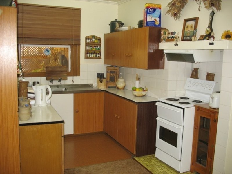 15 Coral Street, Loxton SA 5333