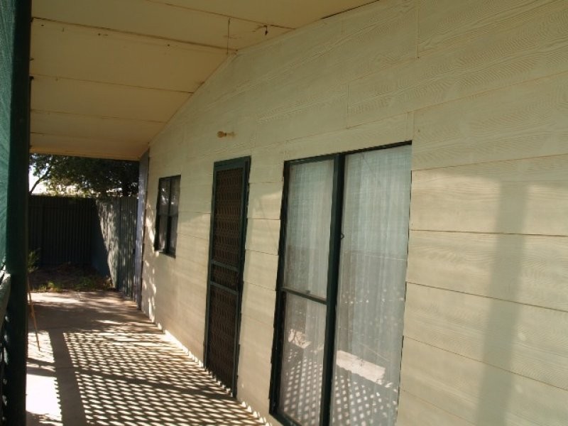16 Halsey Street, Blanchetown SA 5357