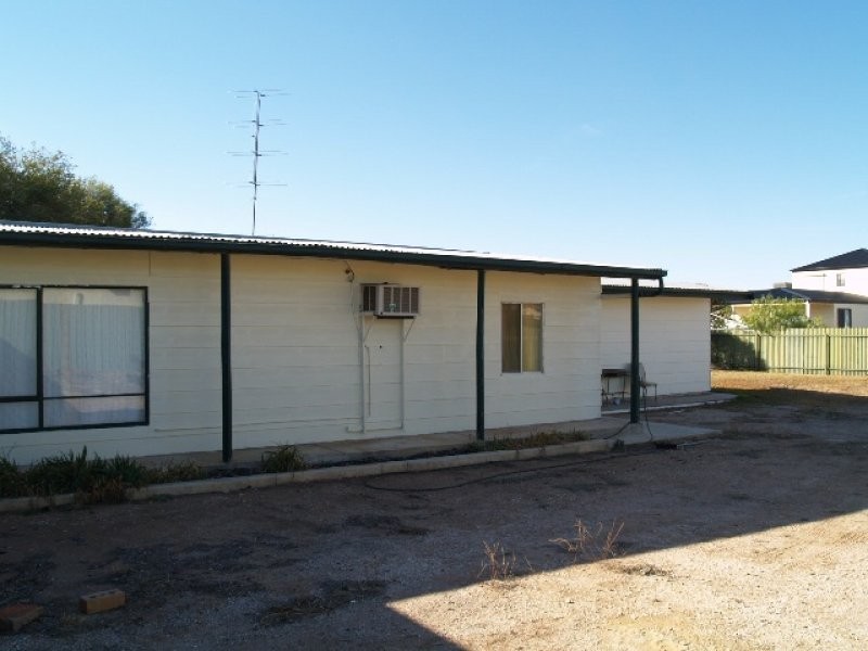 16 Halsey Street, Blanchetown SA 5357