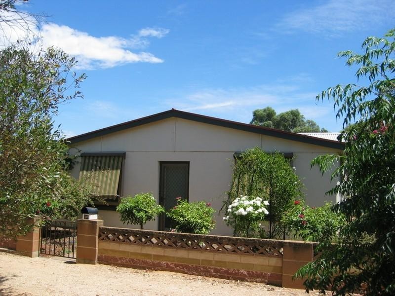 16 Hameister Avenue, Loxton SA 5333