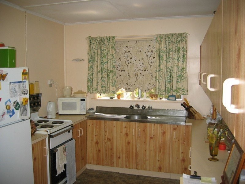 16 Hameister Avenue, Loxton SA 5333