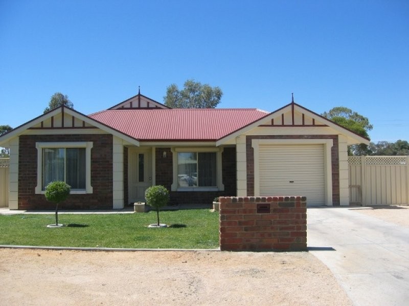 8 Tomlinson Court, Loxton SA 5333