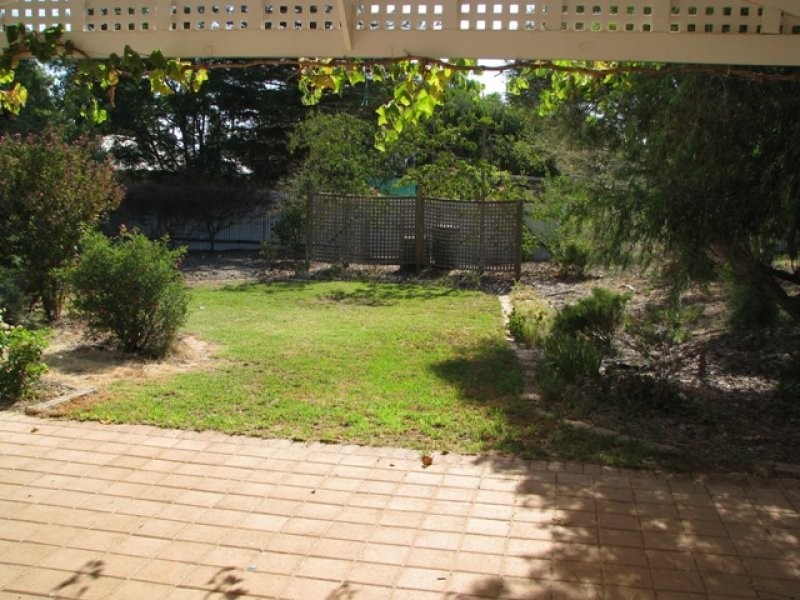 33 Lake Avenue, Barmera SA 5345