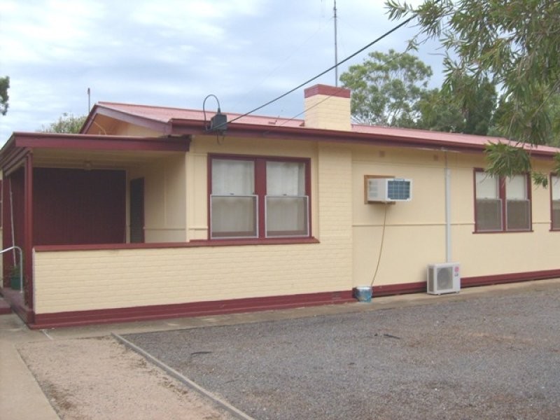 27 Gilbert Street, Berri SA 5343