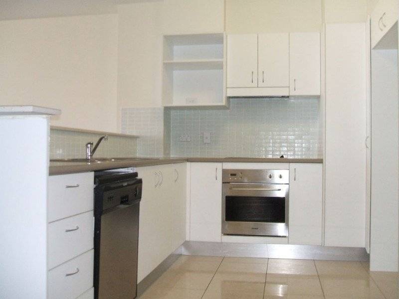 15/76 John Street, Redcliffe QLD 4020