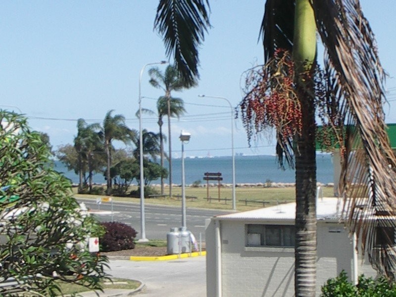 3 Short St, Woody Point QLD 4019