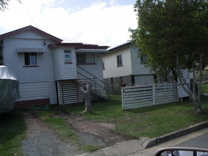 7 Disraeli St, Margate QLD 4019