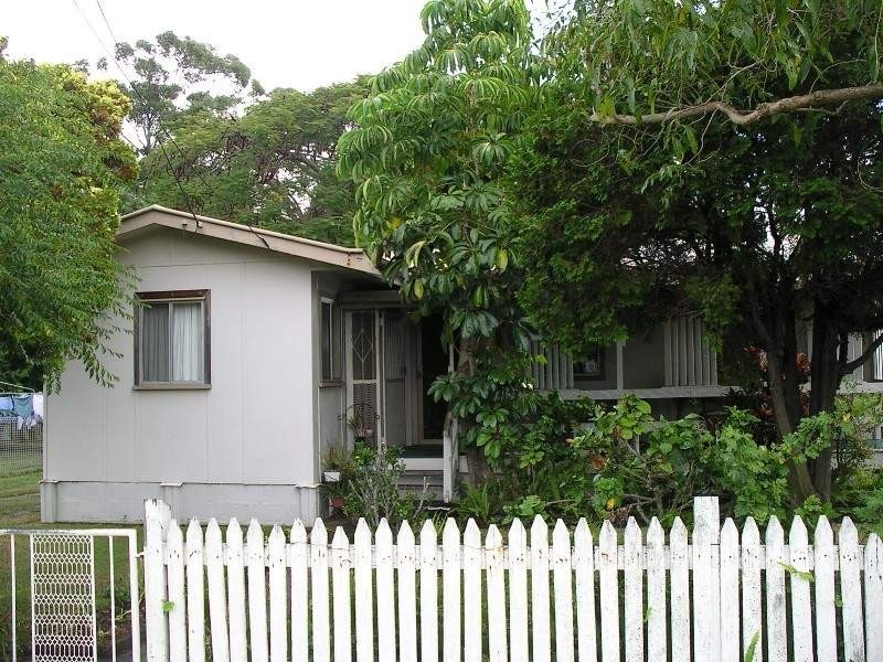 159 Elizabeth Ave, Clontarf QLD 4019