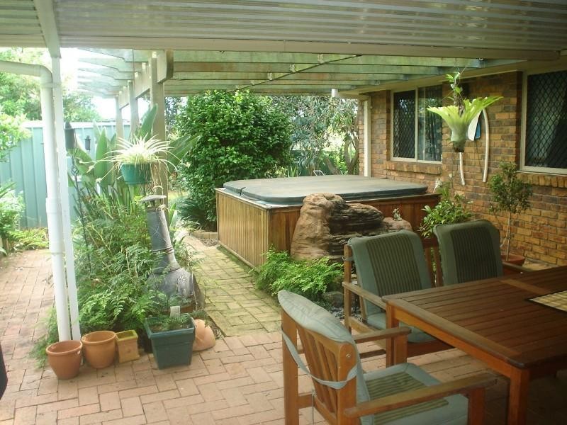 15 Macarthur Drive, Kallangur QLD 4503