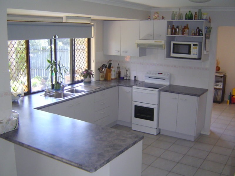 7 Banksia Crt, Rothwell QLD 4022