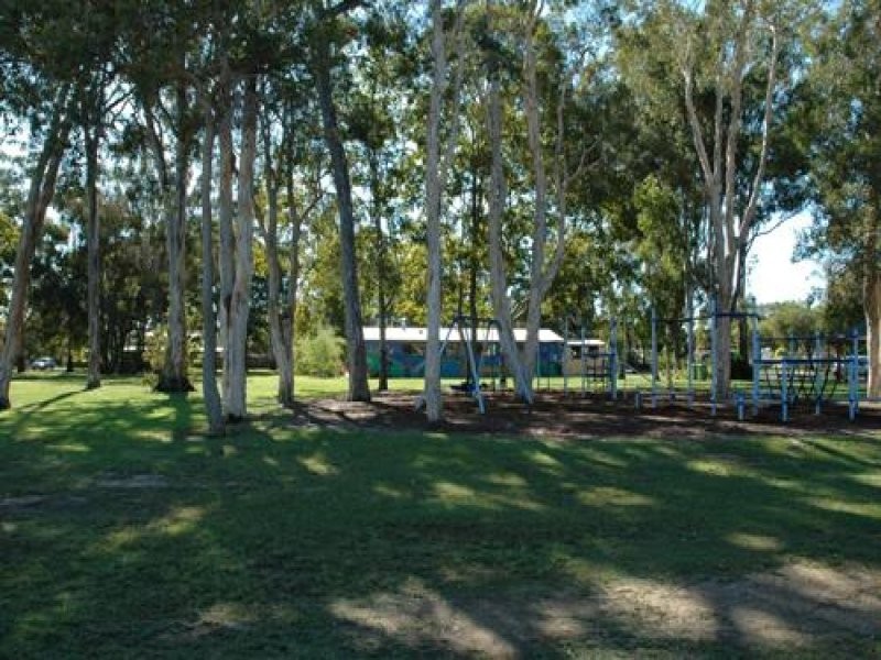 21 Roma Street, Scarborough QLD 4020