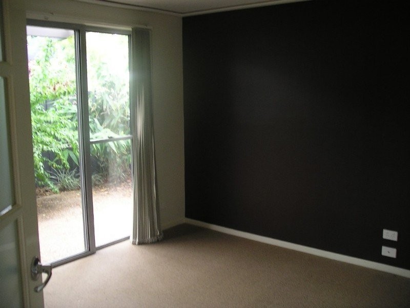 2/38 Queen St, Scarborough QLD 4020