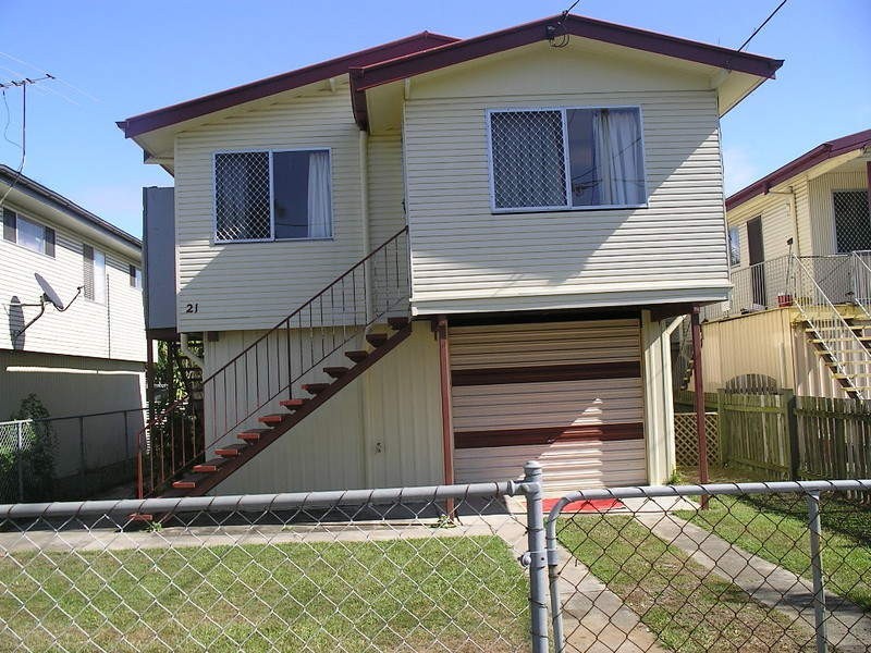 21 Ettie Street, Redcliffe QLD 4020