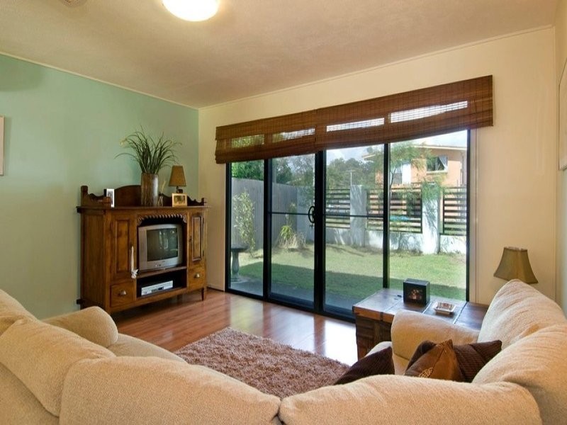 17 Tawarri Crescent, Burleigh Heads QLD 4220