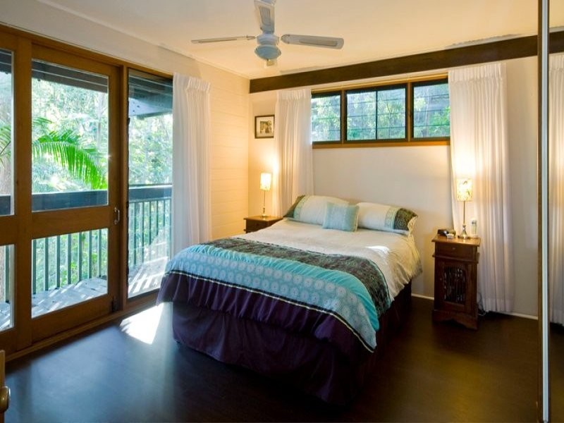 4 Skyline Terrace, Burleigh Heads QLD 4220