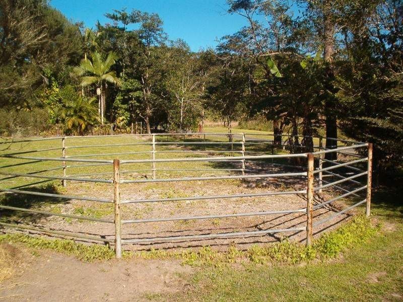 28 Carr Road, Julatten QLD 4871