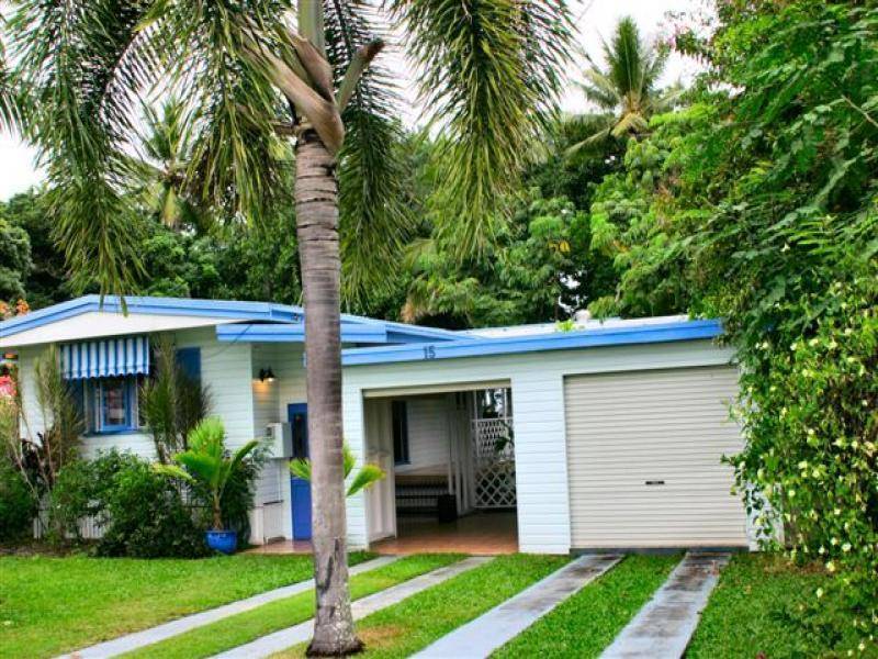 15 Marine Parade, Newell QLD 4873