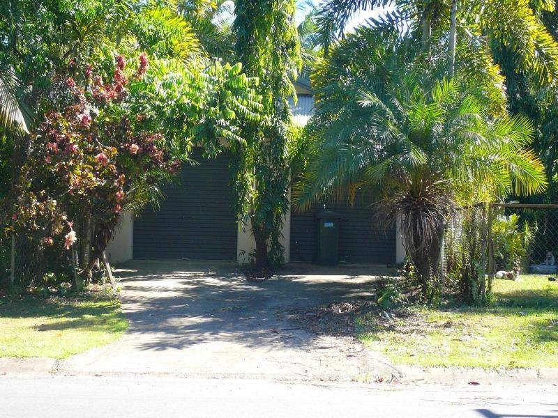 123 Bougainvillia St, Cooya Beach QLD 4873