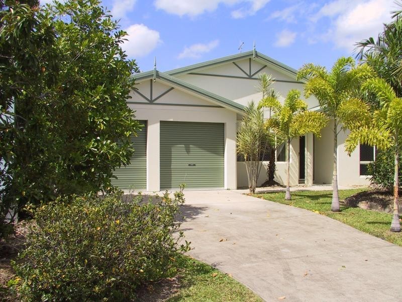 18 Forest Glen Road, Mossman QLD 4873