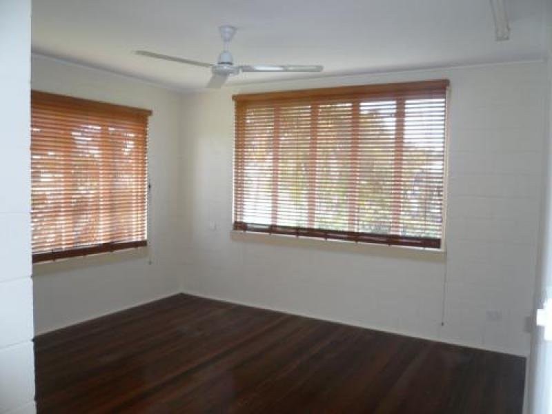 9 Wilson Street, Mossman QLD 4873
