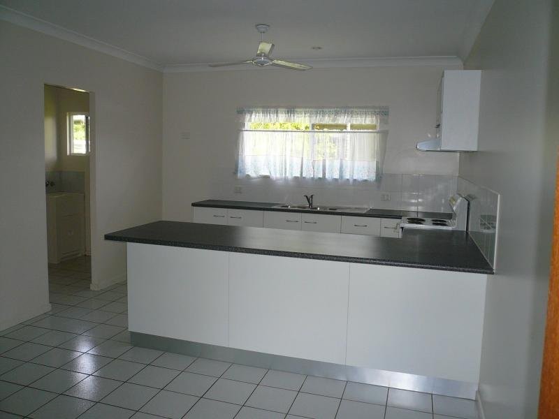 14 Thooleer Close, Cooya Beach QLD 4873