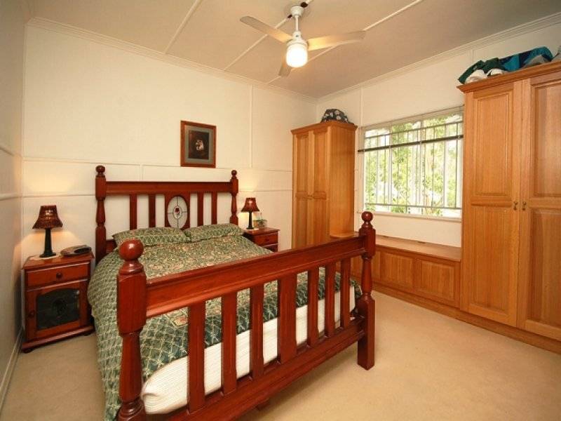 12 Norwich Street, Wavell Heights QLD 4012