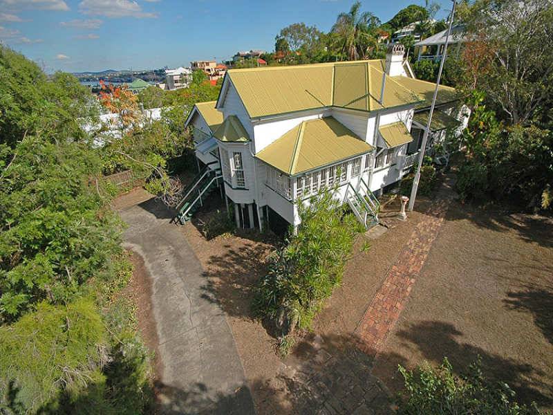 2 Castleton Street, Hamilton QLD 4007