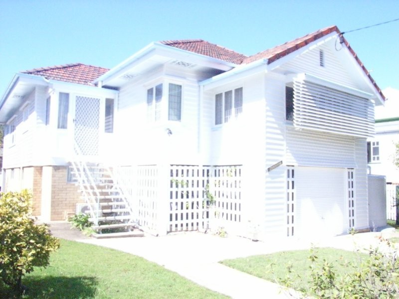 17 Vine Street, Ascot QLD 4007