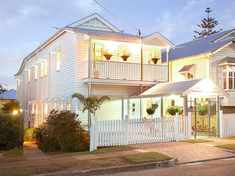 24 Winifred Street, Clayfield QLD 4011