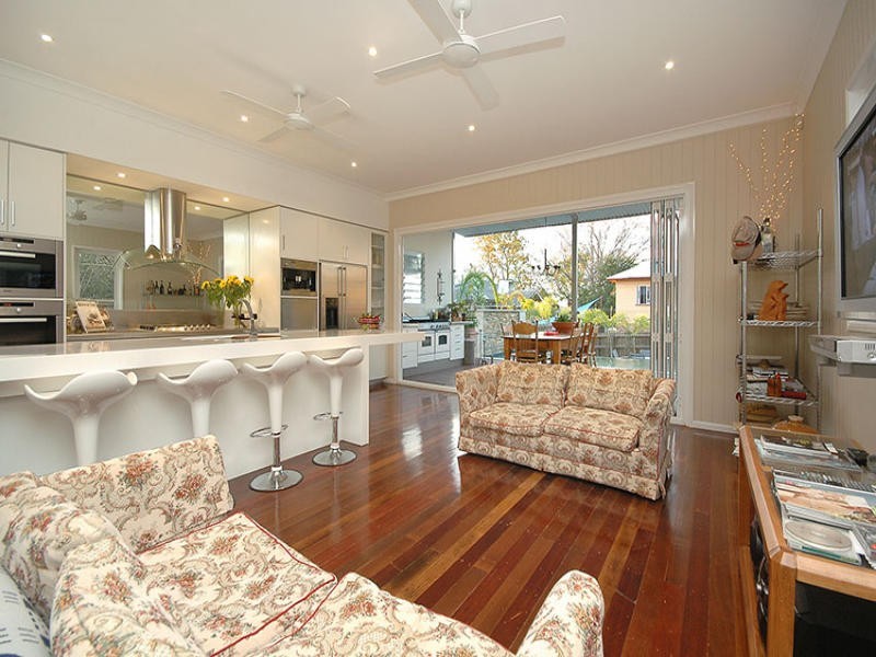 24 Winifred Street, Clayfield QLD 4011