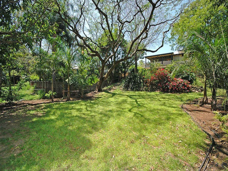 12 Dawson Street, Wooloowin QLD 4030