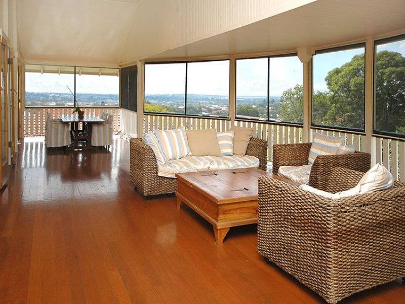 24 Enderley Road, Clayfield QLD 4011