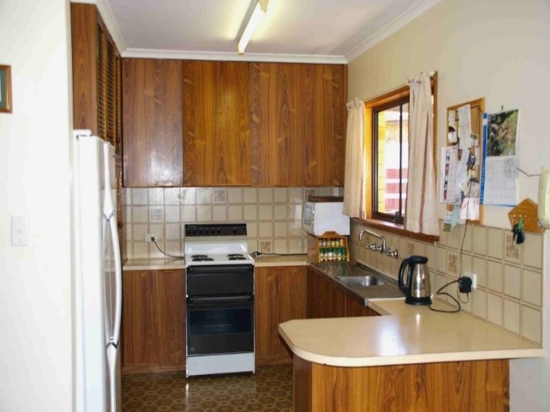 12 Elenore Ave, Paringa SA 5340