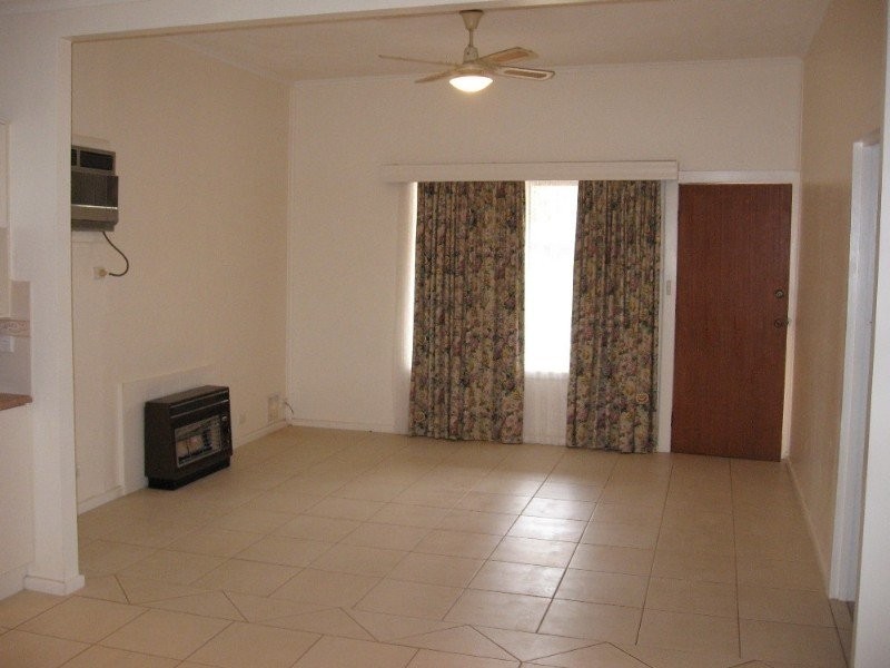 61 Tenth St, Renmark SA 5341