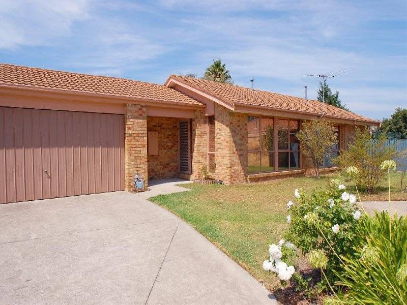 24 Longbeach Close, Aspendale VIC 3195