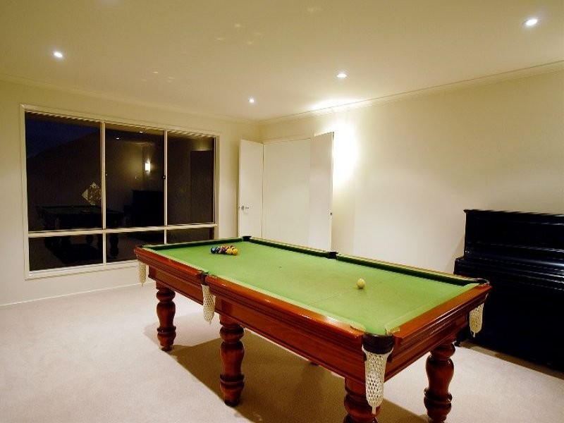 14 Shoalwater Drive, Waterways VIC 3195