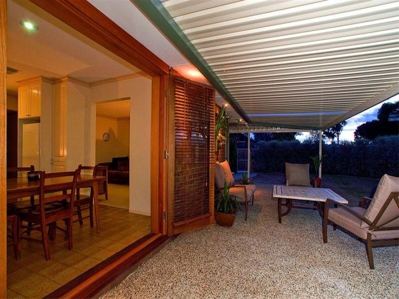 35 McSwain Street, Parkdale VIC 3195