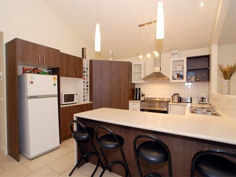 23 Waterside Drive, Waterways VIC 3195