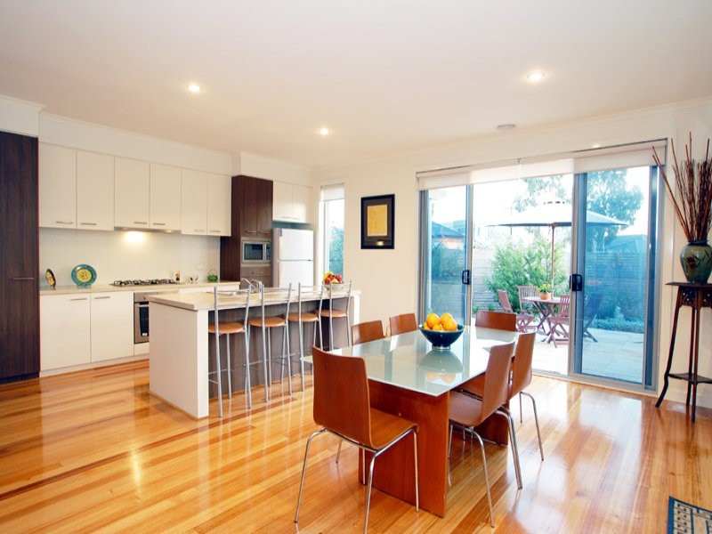 7 Tyrrell Terrace, Waterways VIC 3195