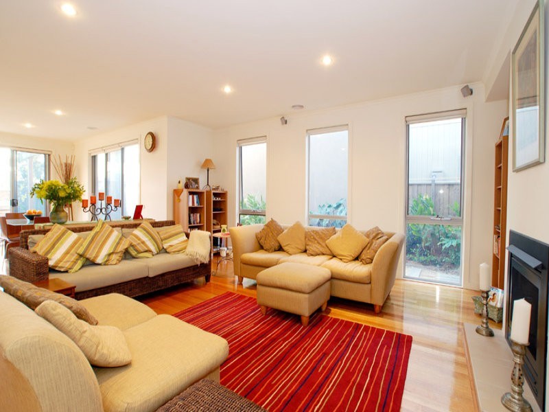 7 Tyrrell Terrace, Waterways VIC 3195