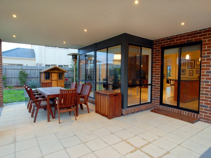 3 Winterset Close, Mordialloc VIC 3195
